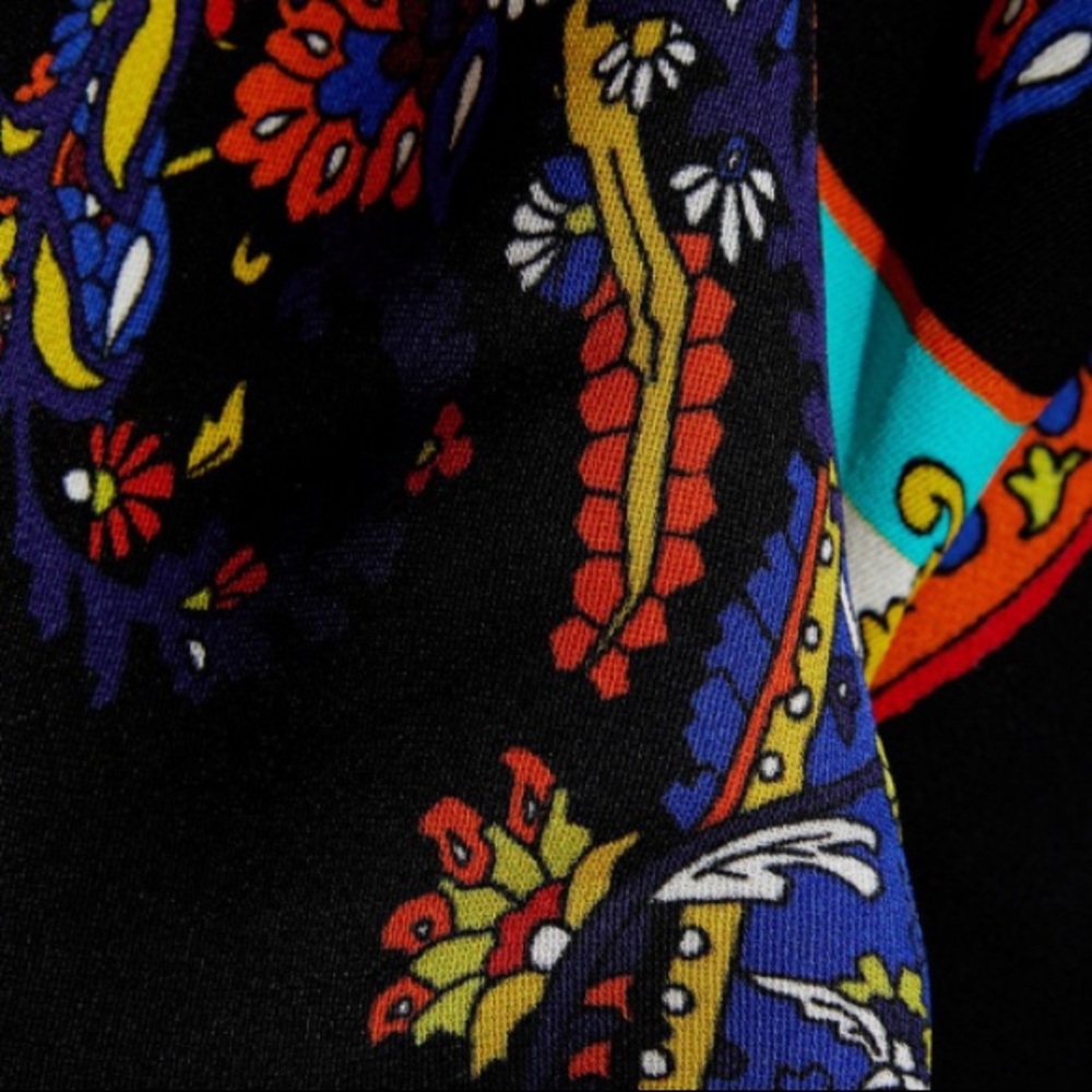 Alice + Olivia Royal paisley wrap top Large - Picture 13 of 14